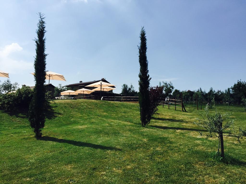 Agriturismo Nociquerceto Tarano エクステリア 写真
