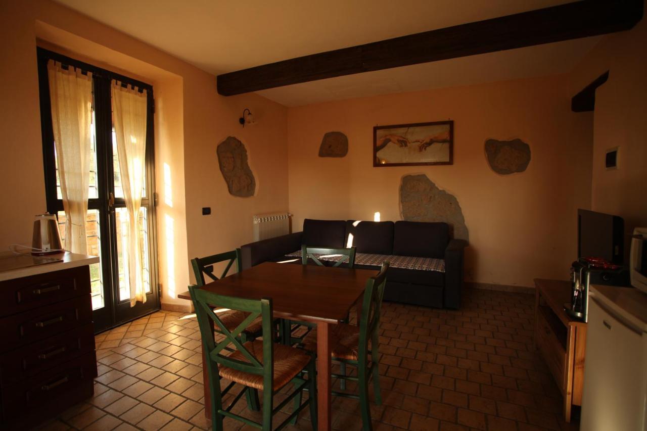 Agriturismo Nociquerceto Tarano エクステリア 写真