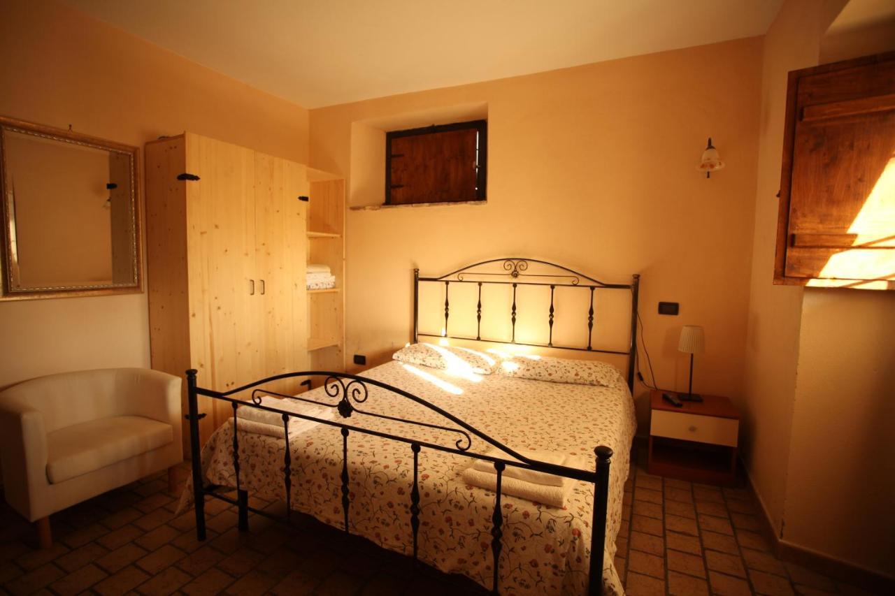 Agriturismo Nociquerceto Tarano エクステリア 写真